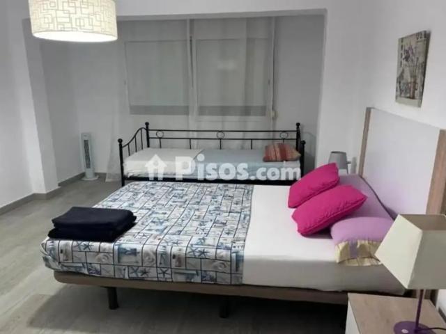 Piso en alquiler en Calle Carrer Caravel Les