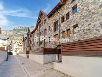 Piso en alquiler en Calle Cerler