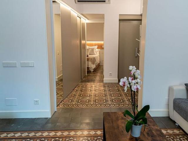 Piso en alquiler en calle Ciutat, Barcelona, de 60 m² 2 habitaciones por 1.650