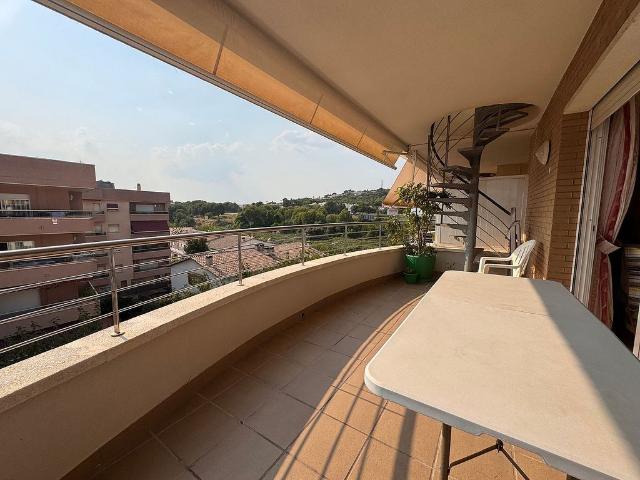 Piso en alquiler en calle CL Josep Pla, Calafell, de 140 m² 3 habitaciones por 850