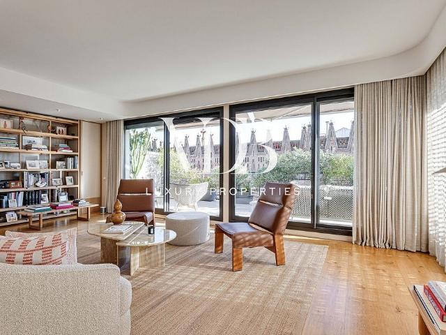 Piso en alquiler en calle D'alacant, Barcelona, de 455 m² 3 habitaciones por 16.500