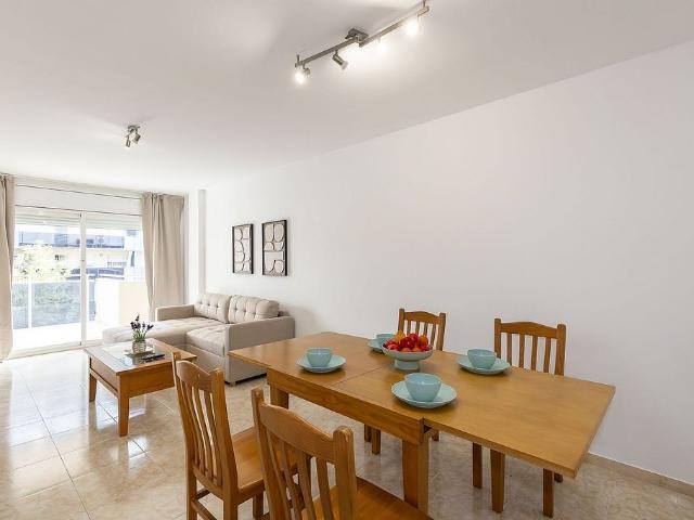 Piso en alquiler en calle D'amadeu Vives, Vila Seca, de 75 m² 2 habitaciones por 600