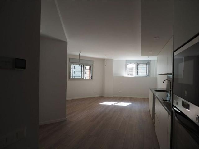 Piso en alquiler en calle De Magallanes, Rubí, de 68 m² 2 habitaciones por 1.200