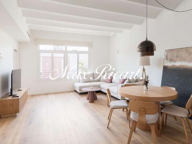 Piso en alquiler en calle De Mallorca, Barcelona, de 90 m² 3 habitaciones por 3.500
