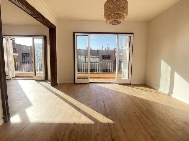 Piso en alquiler en calle De Mandri, Barcelona, de 152 m² 5 habitaciones por 3.200