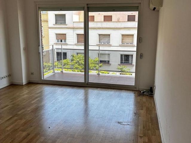 Piso en alquiler en calle De Mandri, Barcelona, de 40 m² 1 habitación por 2.700