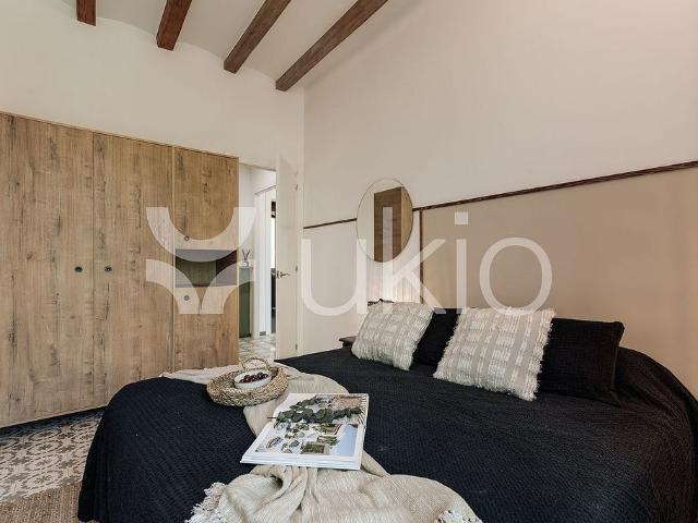 Piso en alquiler en calle De Manso, Barcelona, de 77 m² 2 habitaciones por 2.195