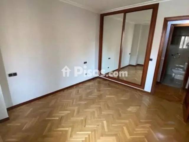 Piso en alquiler en Calle de Manuel Silvela