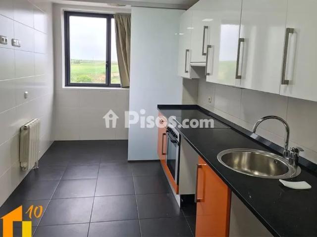 Piso en alquiler en Calle de María Zayas