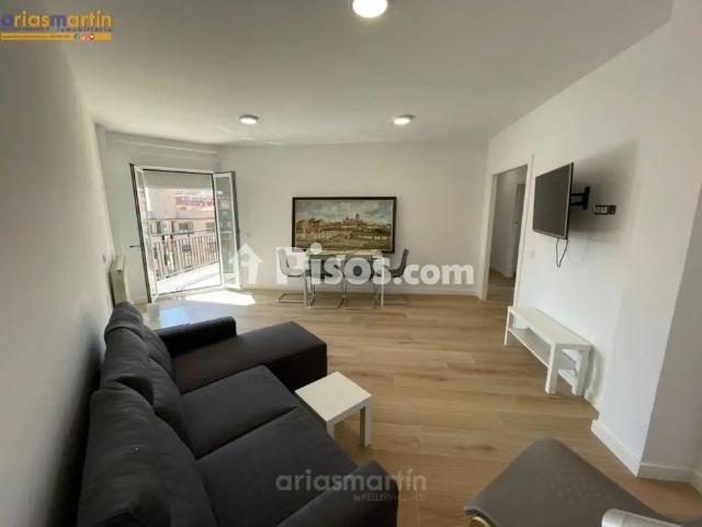 Piso en alquiler en Calle de Melchor Cano