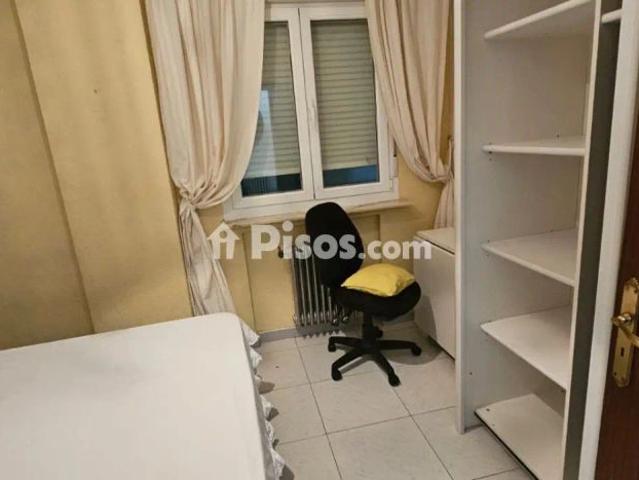 Piso en alquiler en Calle de Melchor Cano