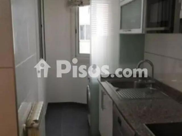 Piso en alquiler en Calle de Montroig, 1