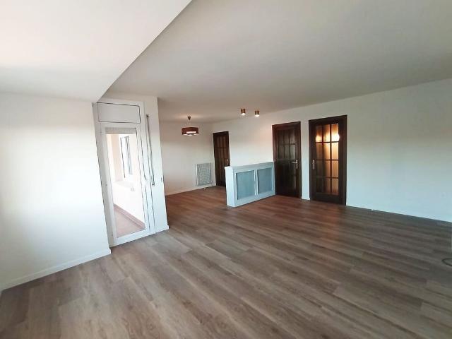 Piso en alquiler en calle De Nicolau Talló, Terrassa, de 91 m² 3 habitaciones por 1.300