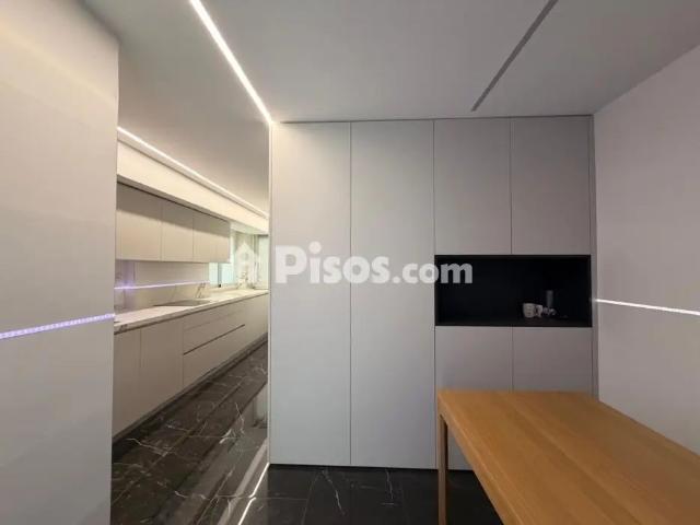 Piso en alquiler en Calle de Acisclo Díaz