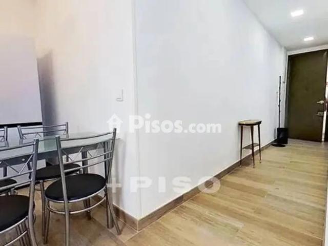 Piso en alquiler en Calle de Alcántara