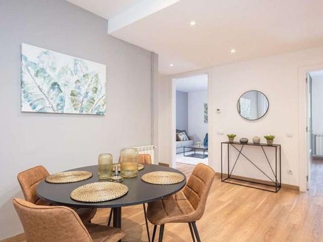 Piso en alquiler en calle De Balmes, Barcelona, de 90 m² 1 habitación por 2.395