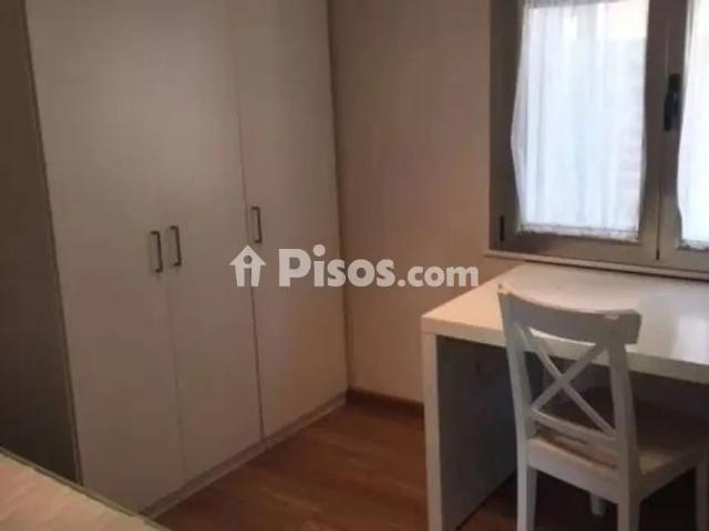 Piso en alquiler en Calle de Beleña