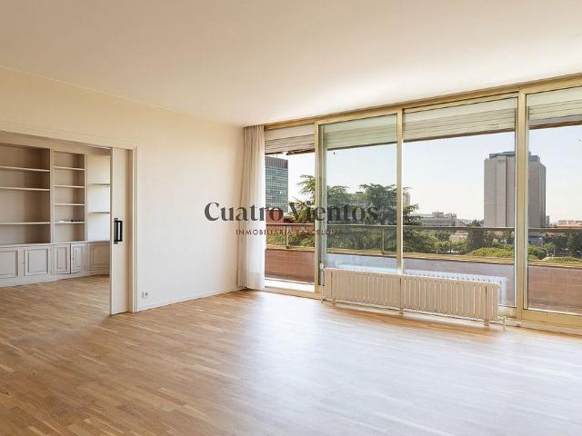 Piso en alquiler en calle De Beltrán i Rózpide, Barcelona, de 200 m² 4 habitaciones por 6.900