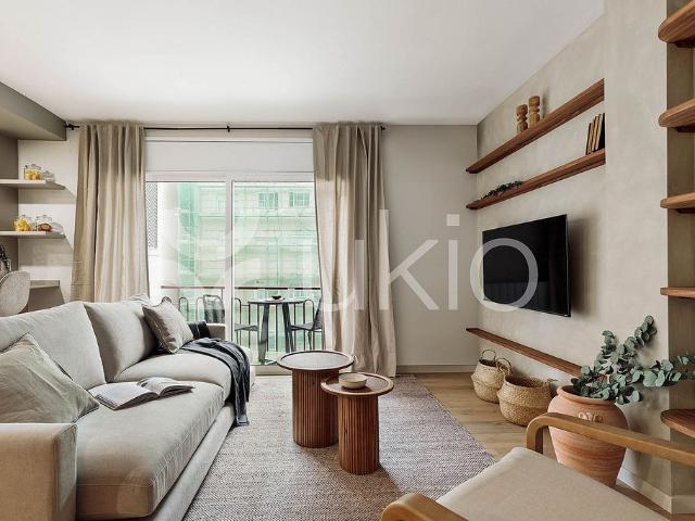 Piso en alquiler en calle De Bertrand i Serra, Barcelona, de 114 m² 3 habitaciones por 3.445