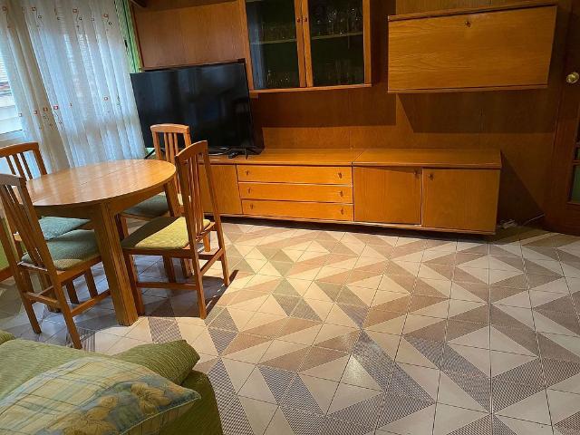 Piso en alquiler en calle De Bonaventura Pollés, Barcelona, de 56 m² 3 habitaciones por 1.200