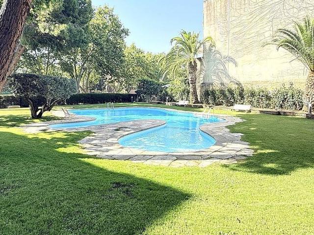Piso en alquiler en calle De Bosch i Gimpera, Barcelona, de 300 m² 4 habitaciones por 8.000