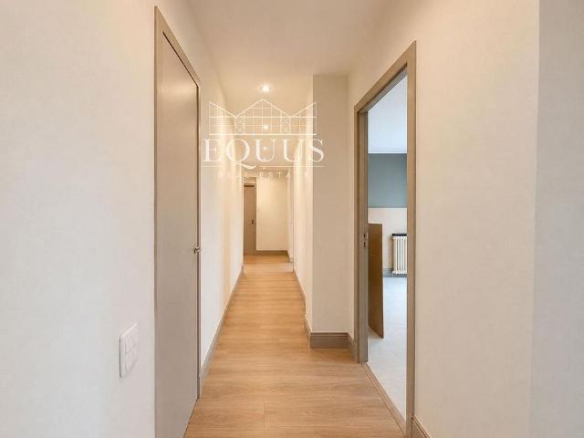 Piso en alquiler en calle De Calatrava, Barcelona, de 140 m² 4 habitaciones por 4.000