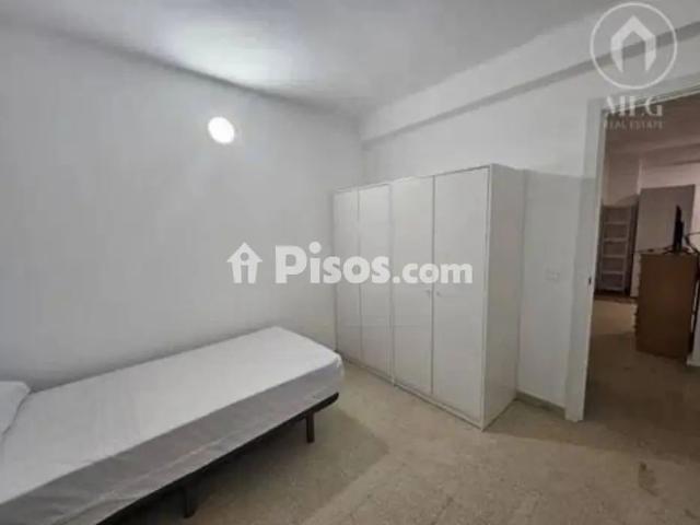 Piso en alquiler en Calle de Casarabonela