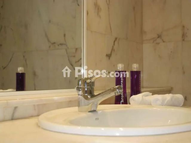 Piso en alquiler en Calle de Colón