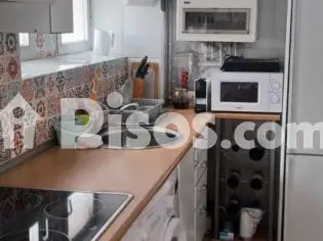 Piso en alquiler en Calle de Diego Losada, 19