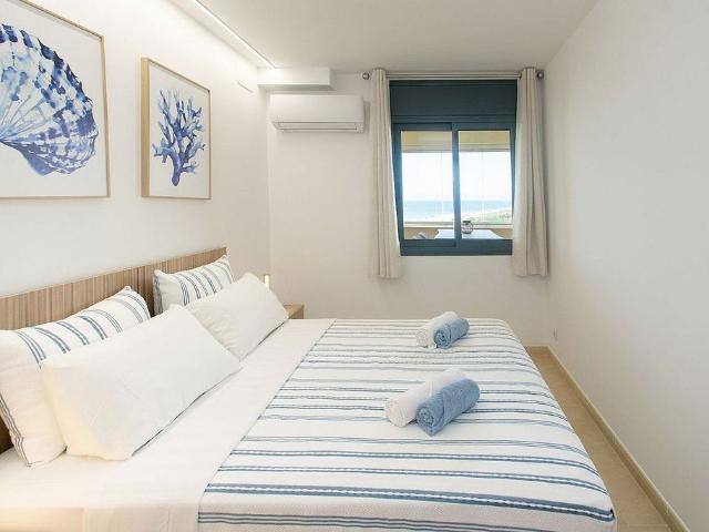 Piso en alquiler en calle De Fabra Pompeu, Castelló d´Empúries, de 64 m² 2 habitaciones por 2.841
