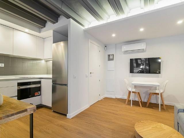 Piso en alquiler en calle De Felícia Fuster I Viladecans, Barcelona, de 35 m² 1 habitación por 1.200
