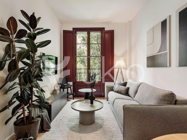 Piso en alquiler en calle De Floridablanca, Barcelona, de 52 m² 1 habitación por 1.870
