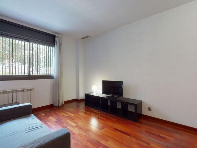 Piso en alquiler en calle De Fluvià, Barcelona, de 55 m² 1 habitación por 2.250