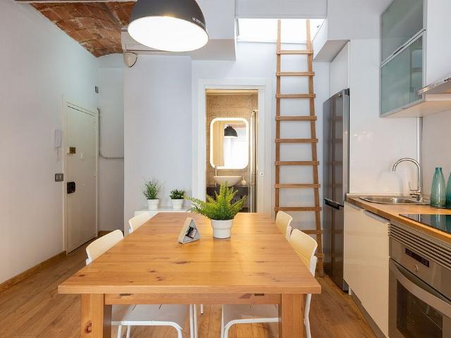 Piso en alquiler en calle De Fontanella, Barcelona, de 45 m² 1 habitación por 1.700