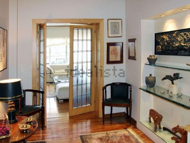 Piso en alquiler en calle De Francesc Carbonell, Barcelona, de 200 m² 5 habitaciones por 4.000