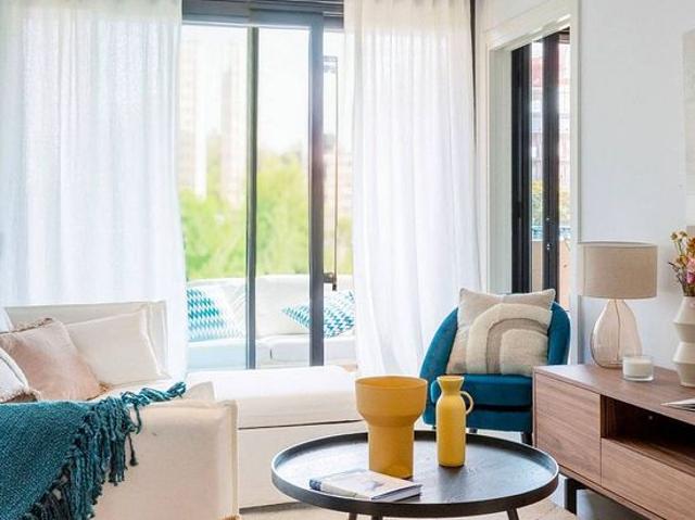 Piso en alquiler en calle De Guifré, Badalona, de 111 m² 3 habitaciones por 1.850