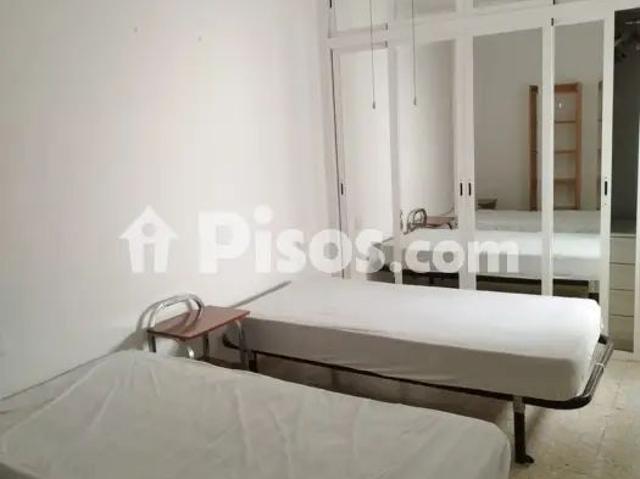Piso en alquiler en Calle de Gómez Becerra
