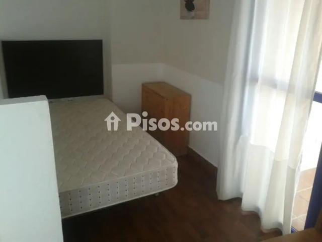 Piso en alquiler en Calle de Gómez de Villafranca