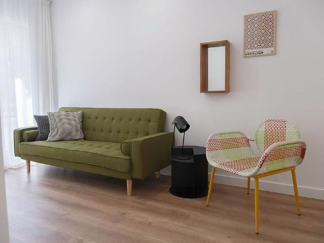 Piso en alquiler en calle De Juan de Garay, Barcelona, de 62 m² 3 habitaciones por 1.690