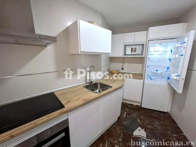 Piso en alquiler en Calle de Julio Burell, cerca de Calle Menéndez Pelayo