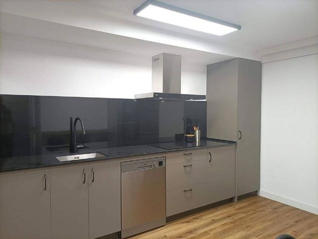 Piso en alquiler en calle De Jacint Verdaguer, Vic, de 126 m² 5 habitaciones por 1.800