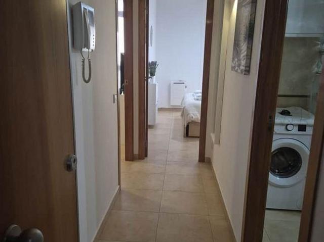 Piso en alquiler en calle De Joaquim Auger, Sant Boi de Llobregat, de 40 m² 1 habitación por 1.000