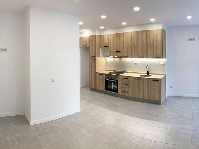 Piso en alquiler en calle De Josep Miquel, Sabadell, de 70 m² 2 habitaciones por 950