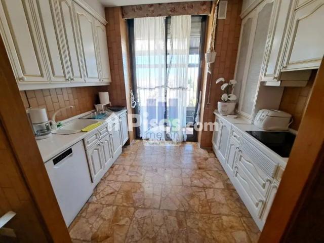 Piso en alquiler en Calle de Luis Rodríguez Arango