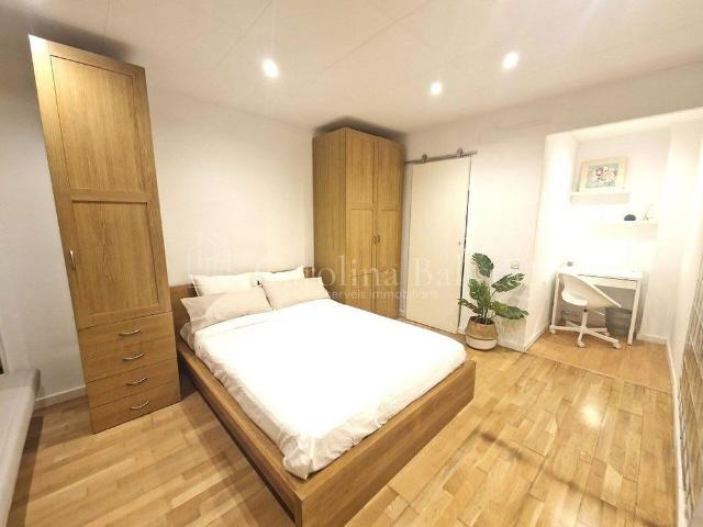Piso en alquiler en calle De la Mare de Déu del Coll, Barcelona, de 26 m² 1 habitación por 990