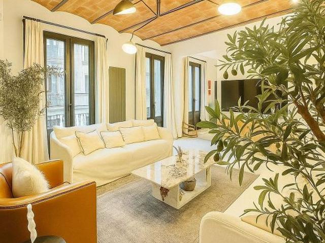 Piso en alquiler en calle De la Mercè, Barcelona, de 77 m² 2 habitaciones por 2.700