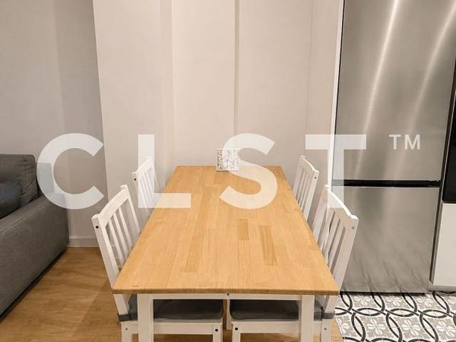 Piso en alquiler en calle De la Nació, Barcelona, de 50 m² 1 habitación por 1.650
