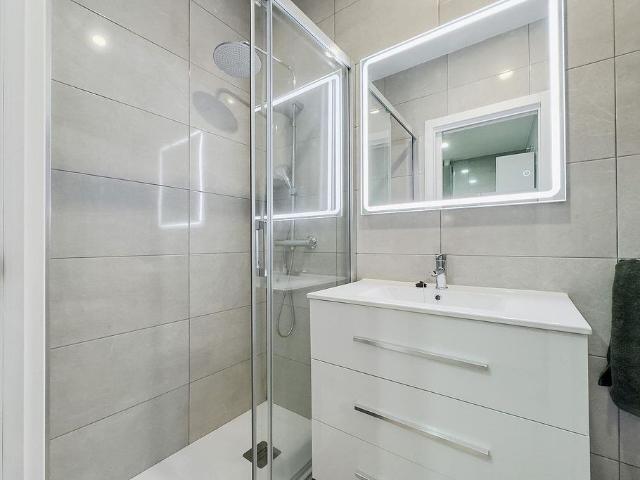 Piso en alquiler en calle De la Cera, Barcelona, de 40 m² 1 habitación por 1.200