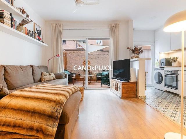 Piso en alquiler en calle De la Creu, Sant Cugat del Vallès, de 59 m² 2 habitaciones por 1.431