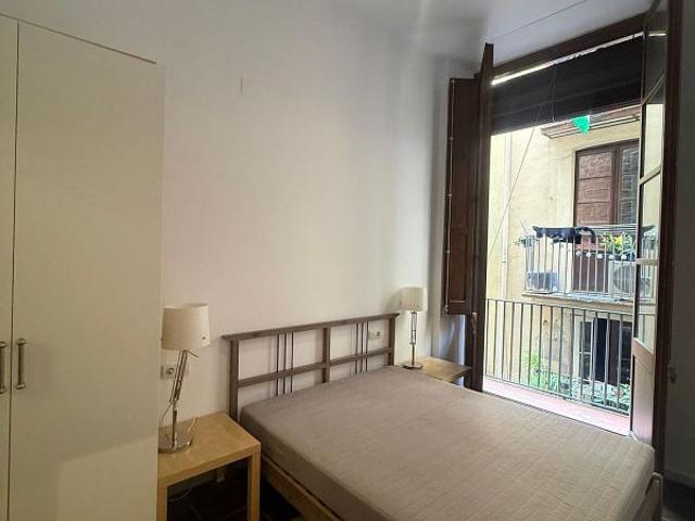 Piso en alquiler en calle De la Dagueria, Barcelona, de 101 m² 3 habitaciones por 1.950